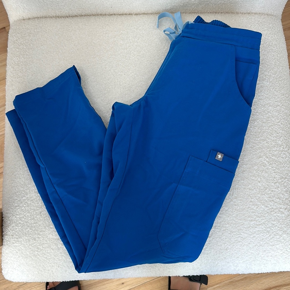 Scrub pant
